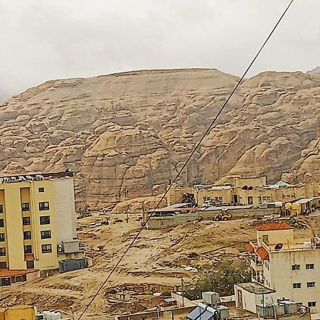 Jordanian Baity Apartment Wadi Musa Bagian luar foto